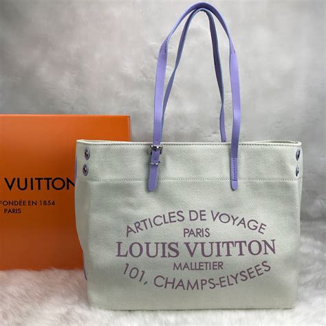 louis vuitton articles de voyage replica